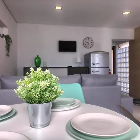 The Ferry House Feriehus São Jacinto